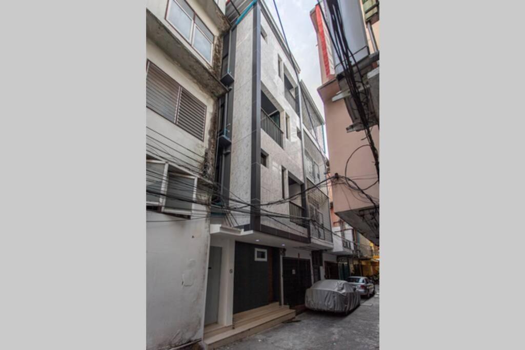 Studio di 45 m² in Appartamento con 1 bagno privato in zona Silom Bangkok Esterno foto
